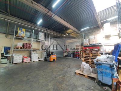 Entrepôt - 568 m²