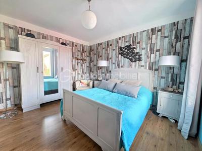 Maison - 175 m² - 7 pièces