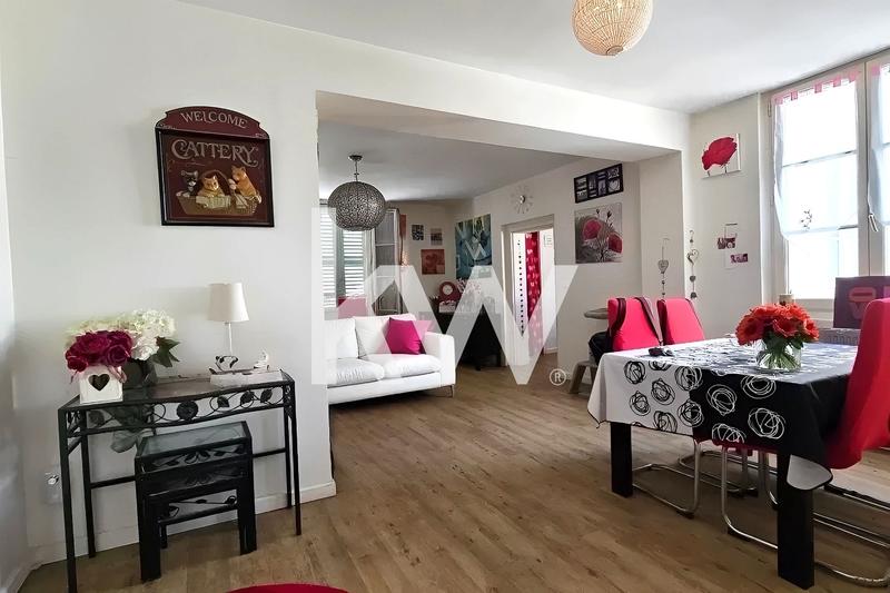 Maison - 186 m² - 6 pièces