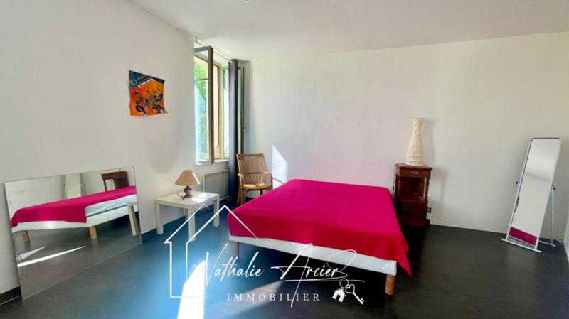 Maison - 254 m² - 8 pièces