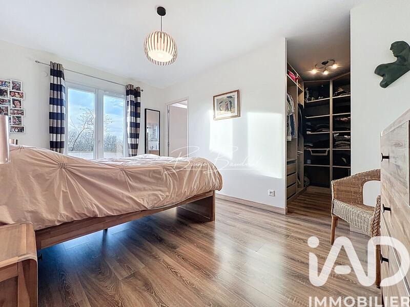 Maison - 122 m² - 4 pièces