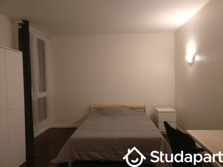 Chambre - 10 m² - 1 pièce