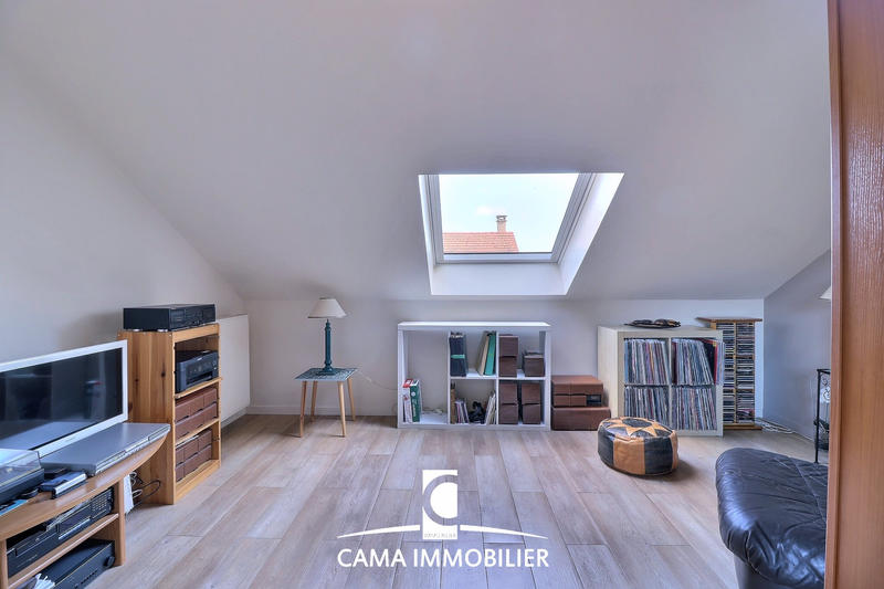 Maison - 94 m² - 4 pièces