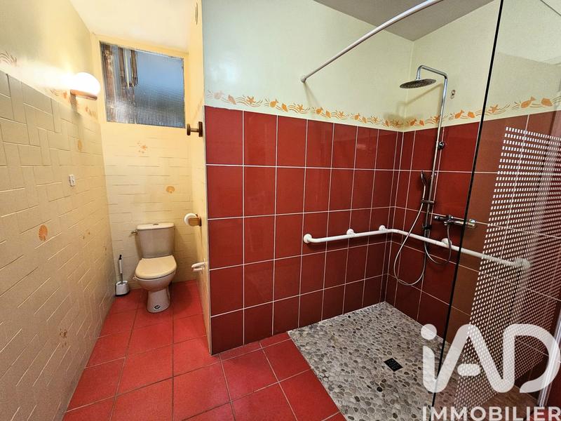 Maison - 202 m² - 6 pièces