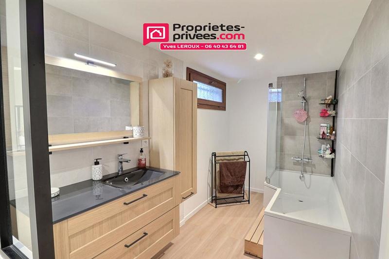 Maison - 122 m² - 5 pièces