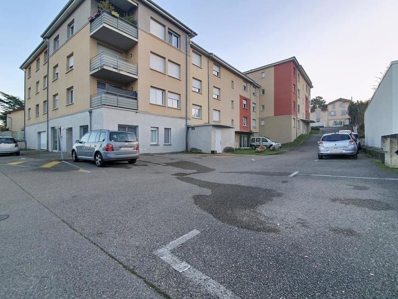 Appartement - 82 m² - 4 pièces