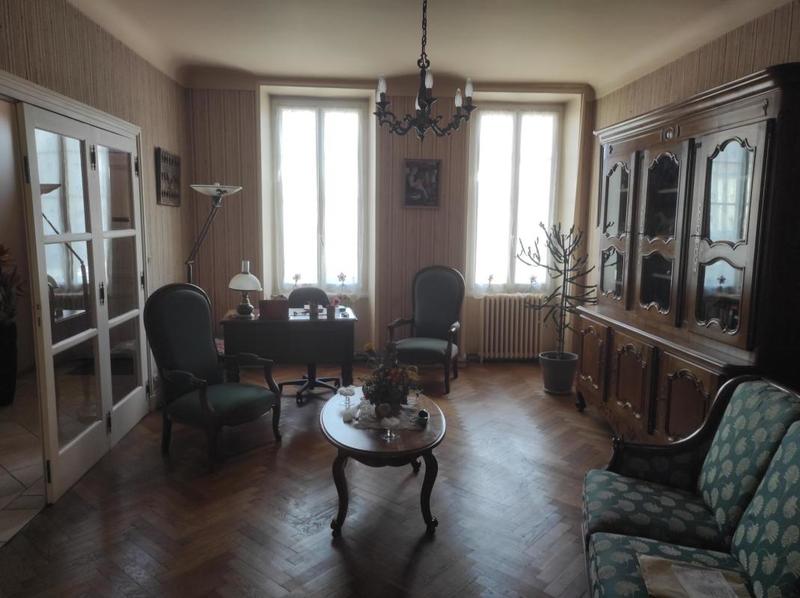 Maison - 309 m² - 8 pièces