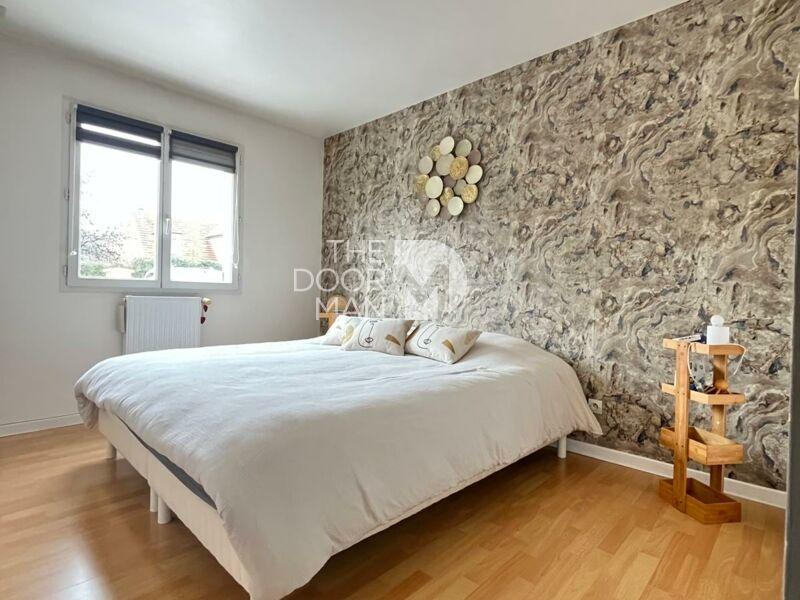 Maison - 145 m² - 5 pièces