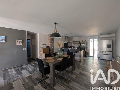 Maison - 97 m² - 4 pièces