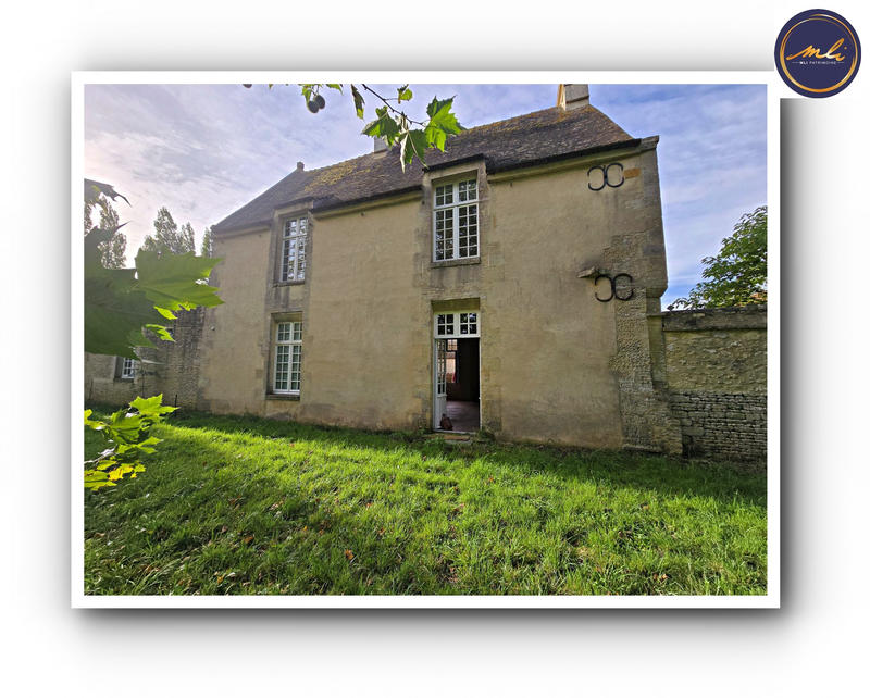 Manoir - 340 m² - 8 pièces