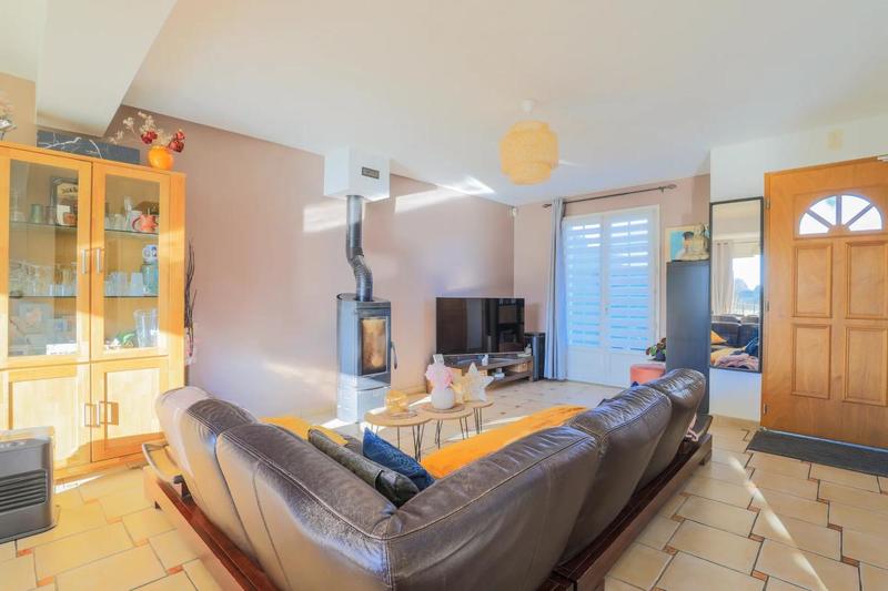 Maison - 122 m² - 7 pièces