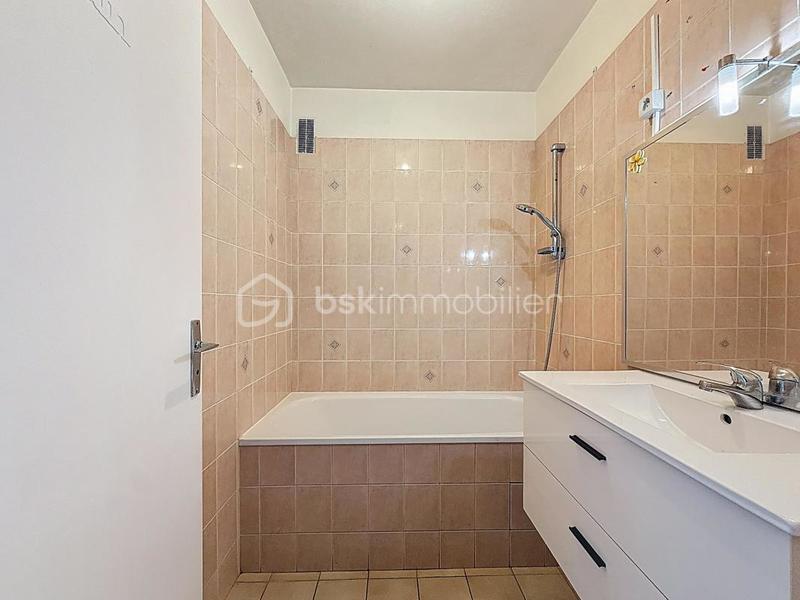 Appartement - 86 m² - 4 pièces