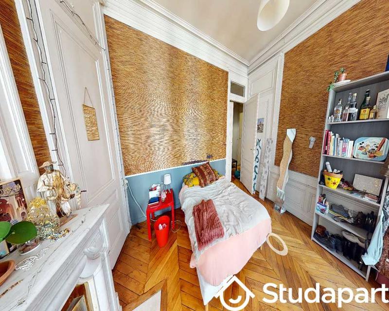 Chambre - 110 m² - 1 pièce