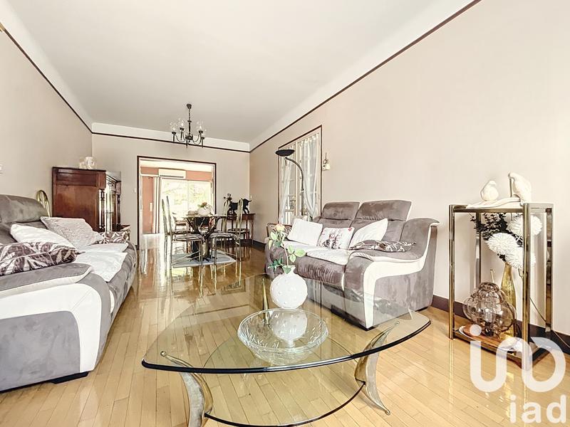 Maison - 164 m² - 9 pièces