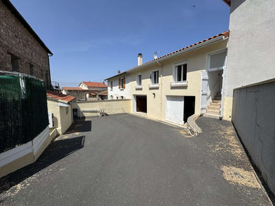 Maison - 81 m² - 3 pièces