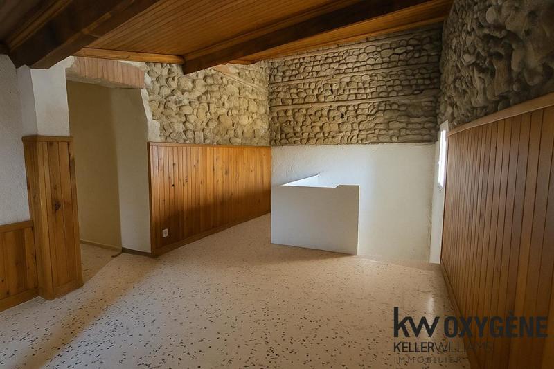 Maison - 98 m² - 6 pièces