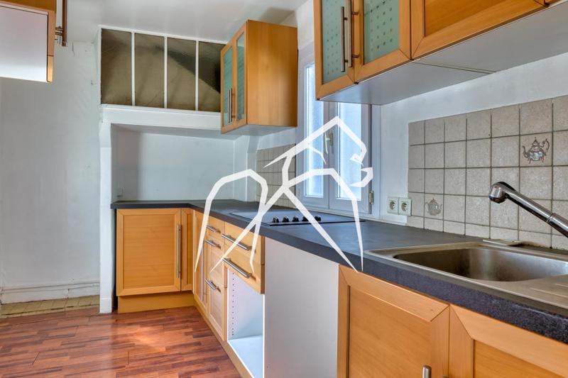 Appartement ancien - 75 m² - 4 pièces