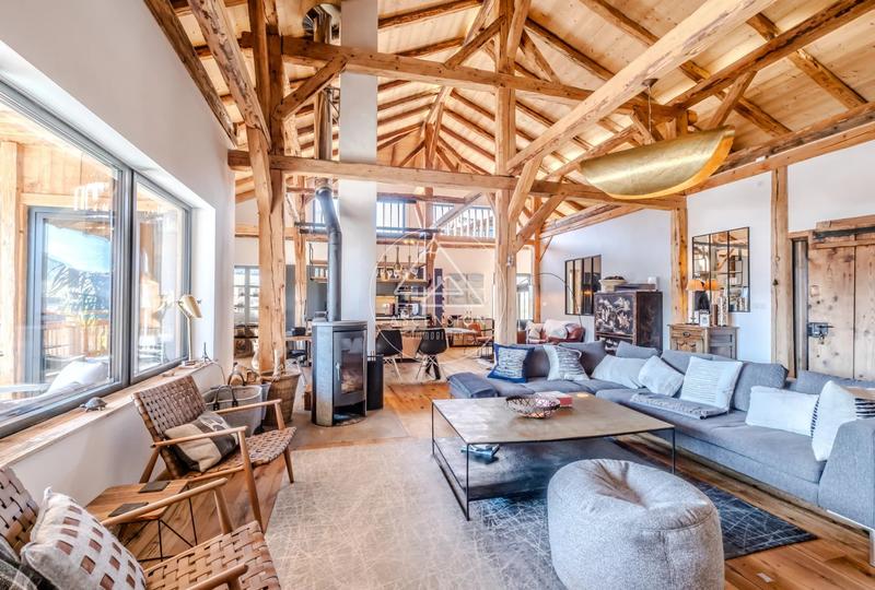Châlet - 248 m² - 7 pièces