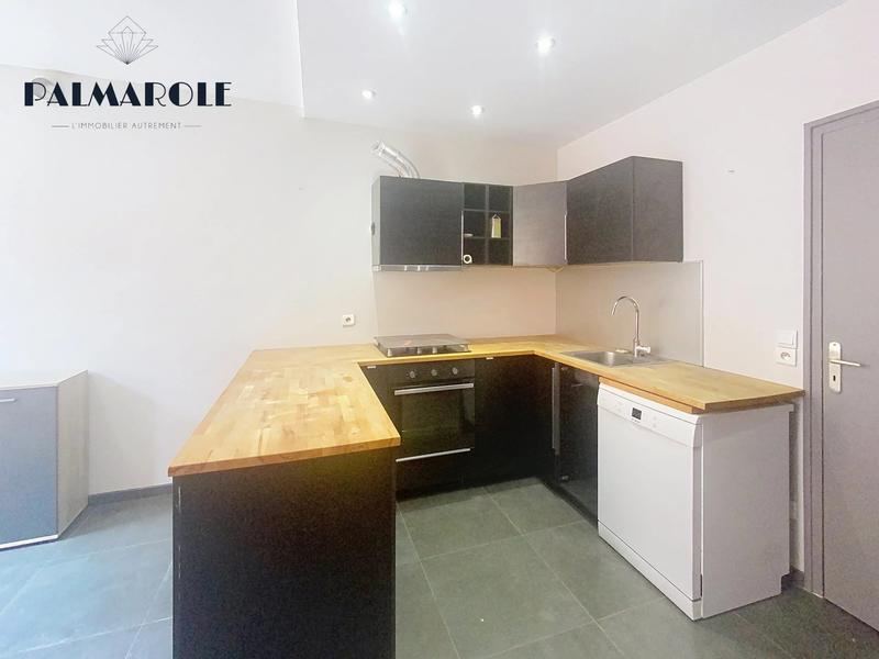 Immeuble - 95 m² - 4 pièces