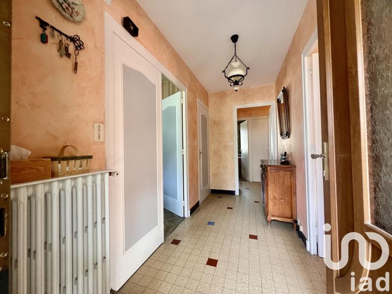 Maison - 331 m² - 9 pièces