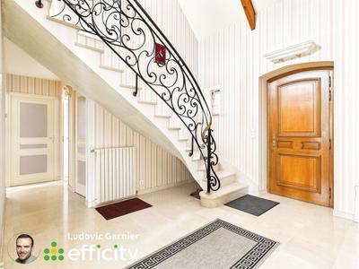 Maison - 190 m² - 6 pièces