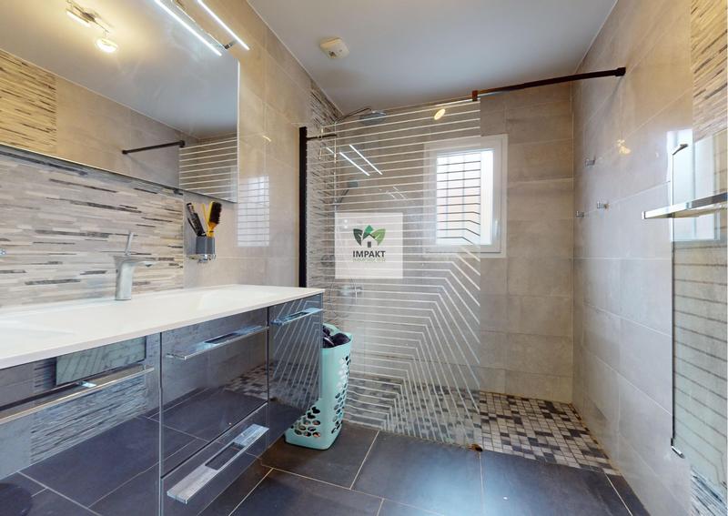 Maison - 120 m² - 7 pièces