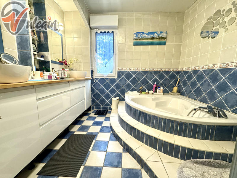 Maison - 135 m² - 4 pièces