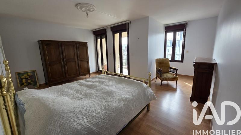 Appartement - 141 m² - 5 pièces
