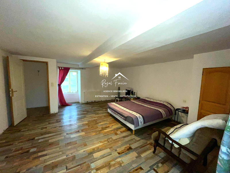 Maison ancienne - 132 m² - 4 pièces