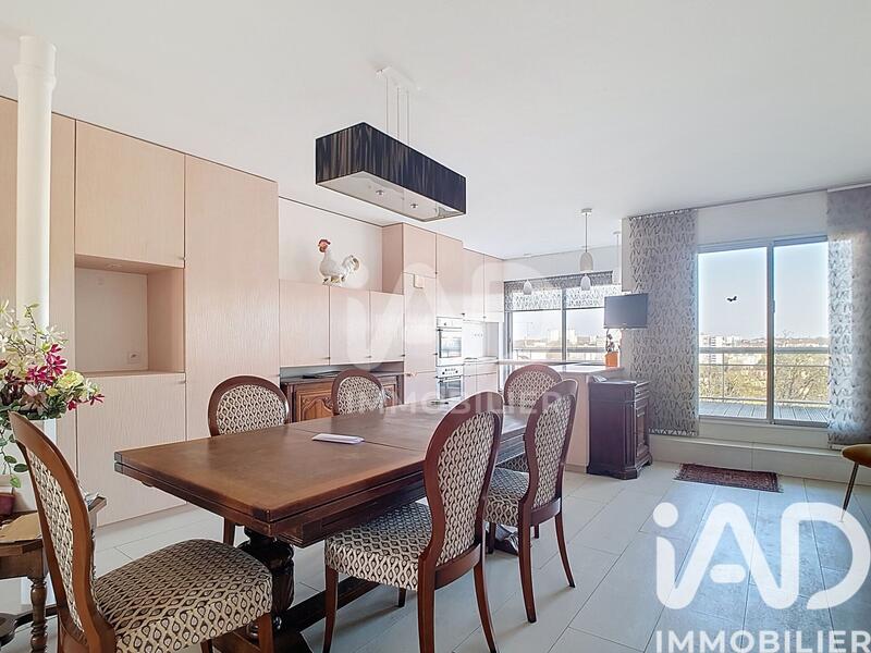 Appartement - 113 m² - 4 pièces