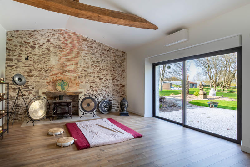 Maison - 478 m² - 10 pièces