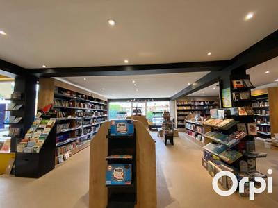 Local commercial - 126 m²