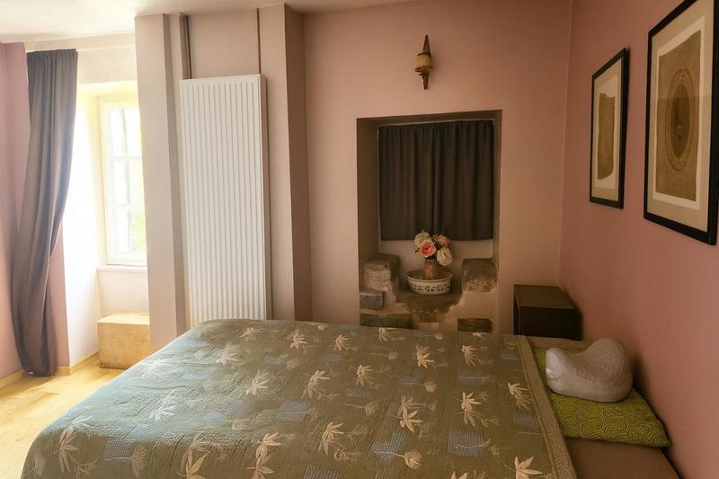 Maison en pierre - 208 m² - 5 pièces