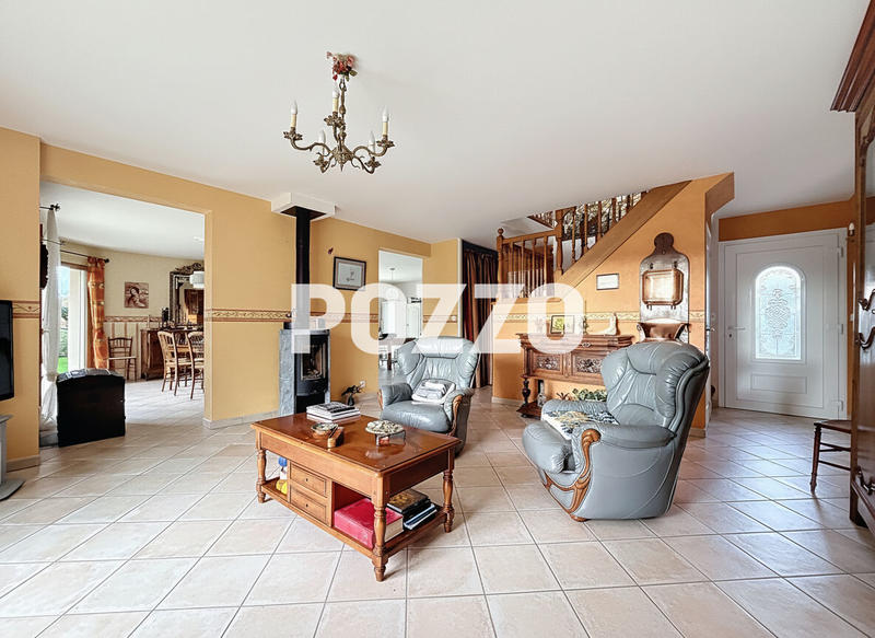 Maison - 177 m² - 6 pièces