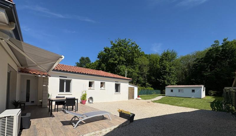 Maison - 114 m² - 3 pièces