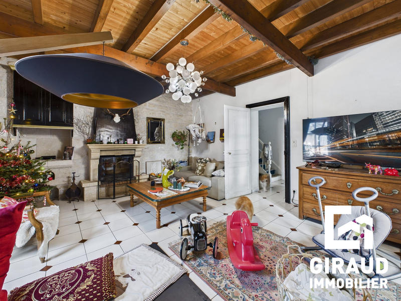 Maison ancienne - 195 m² - 1 pièce