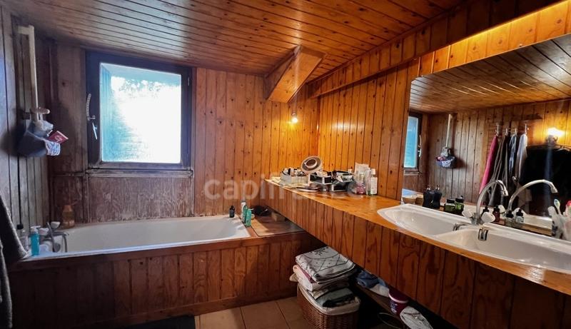 Maison - 192 m² - 6 pièces