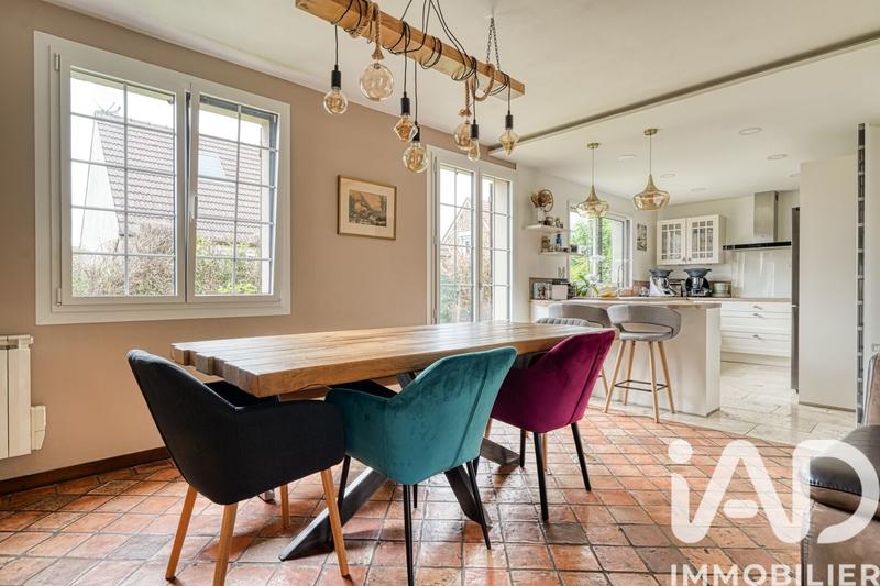 Maison - 106 m² - 6 pièces