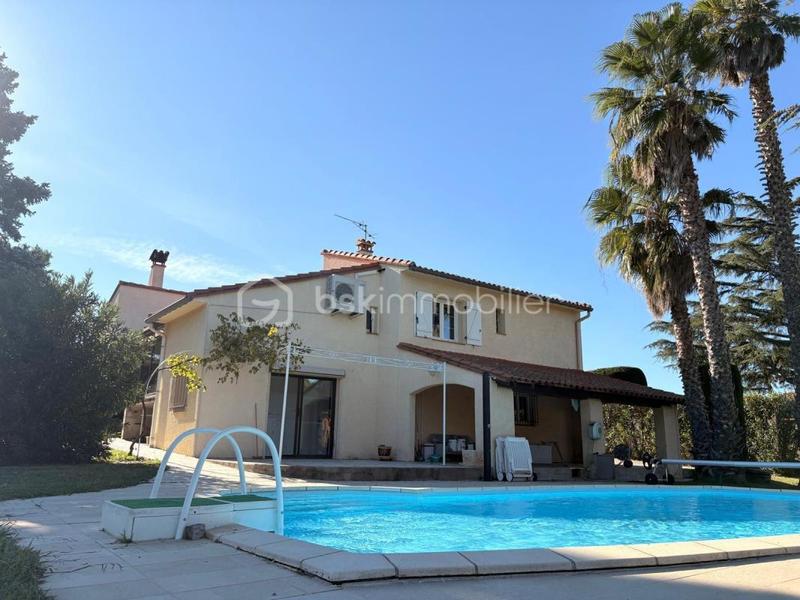 Villa - 140 m² - 6 pièces