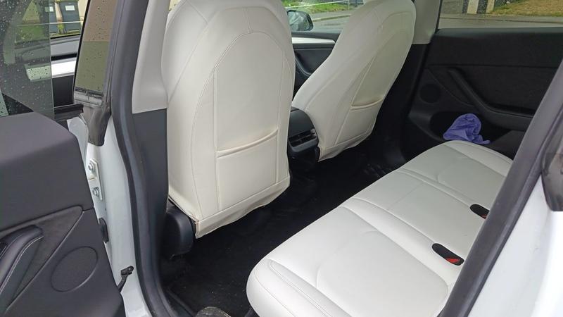 Tesla Model y 275 Standard Range - Toit ouvrant