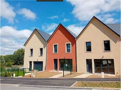 Maison - 85 m² - 5 pièces