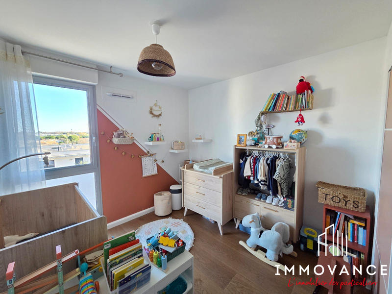 Appartement - 80 m² - 4 pièces