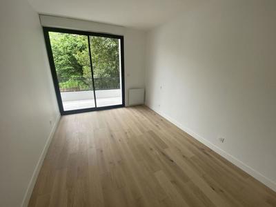 Appartement - 81 m² - 3 pièces