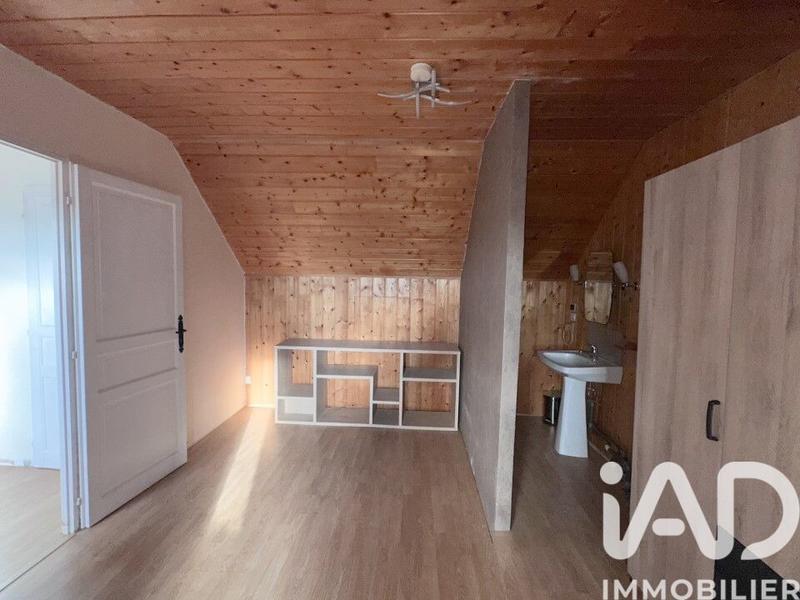 Maison - 93 m² - 4 pièces