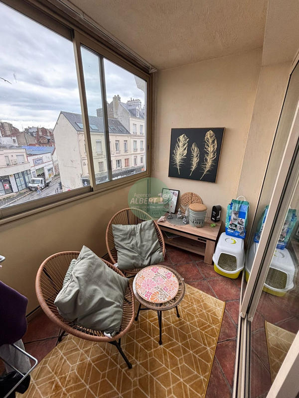 Appartement - 80 m² - 5 pièces