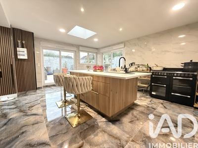 Maison - 170 m² - 6 pièces