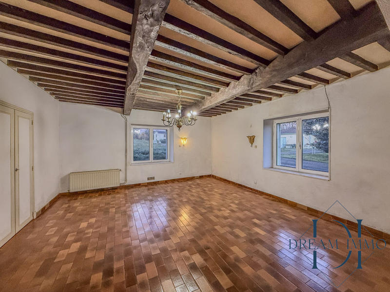 Maison - 230 m² - 7 pièces