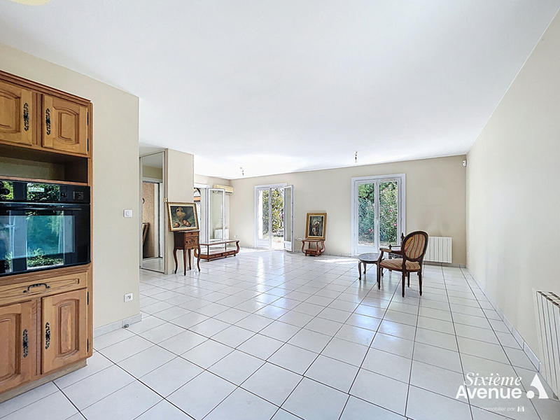 Maison - 100 m² - 6 pièces