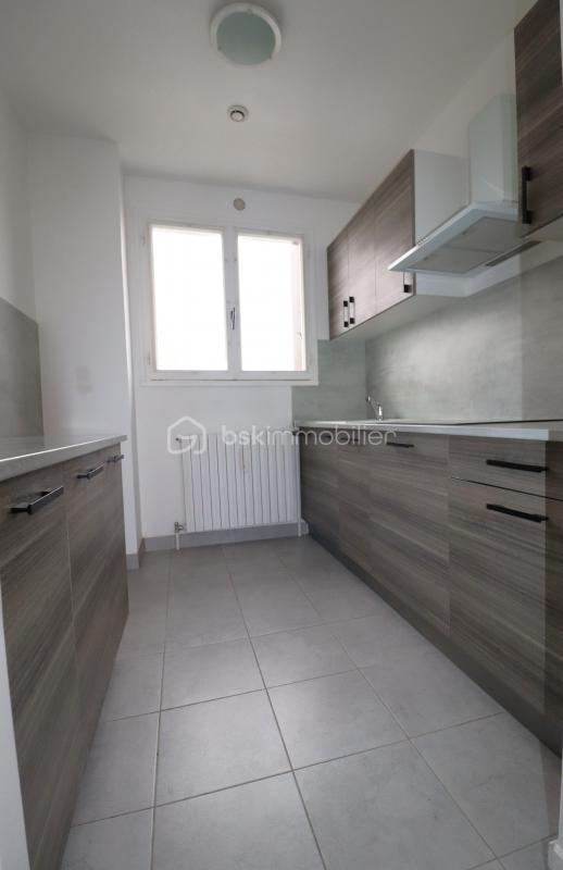 Studio - 30 m² - 1 pièce