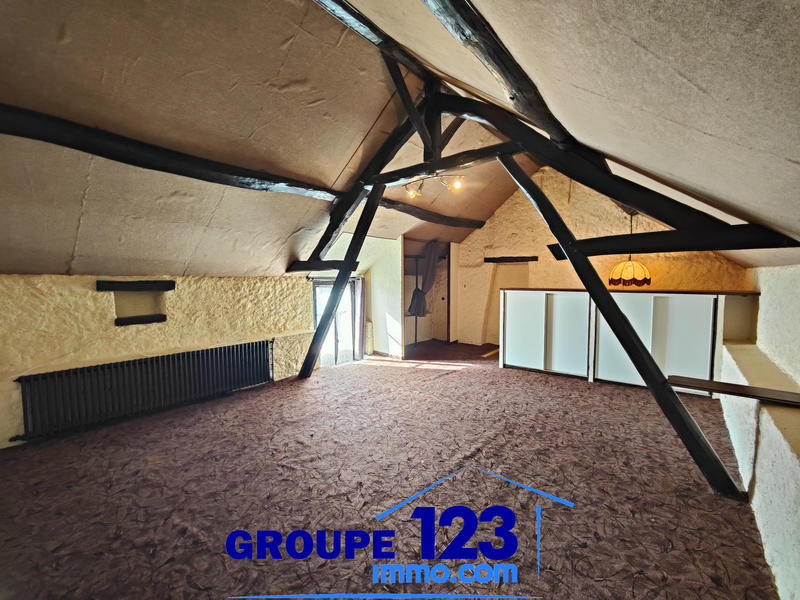 Maison - 102 m² - 4 pièces